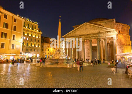 ROME, ITALIE - circa 2017, novembre : paysage urbain de Rome. Rome est la capitale de l'Italie. Banque D'Images