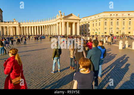 Cité du Vatican, ROME, ITALIE - circa 2017, novembre : Vatican paysage urbain. Rome est la capitale de l'Italie. Banque D'Images