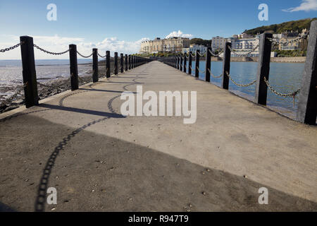 Marche au Lac Marin, Weston Super Mare, Angleterre Banque D'Images