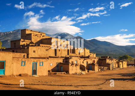 Anciennes habitations de Taos Pueblo, New Mexico Banque D'Images