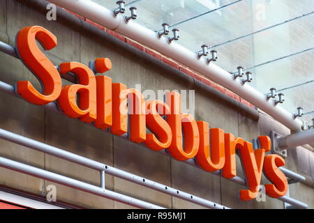 Sainsbury's logo ci-dessus Promotions Banque D'Images