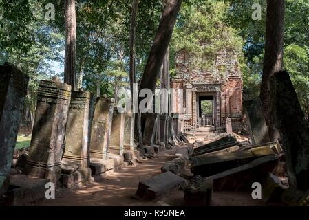 Prasat Krahom au Temple de Koh Ker, Cambodge Banque D'Images