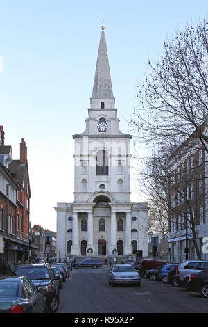 Londres, Royaume-Uni - 03 janvier : Christ Church à Londres le 03 janvier 2010. Église avec grande spire à Spitalfields à Londres, Royaume-Uni. Banque D'Images