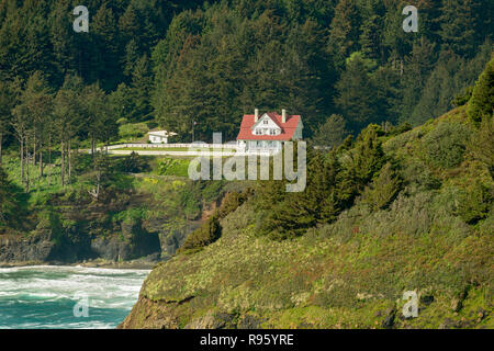 La résidence du gardien du phare de Heceta Head dans l'Oregon, USA Banque D'Images