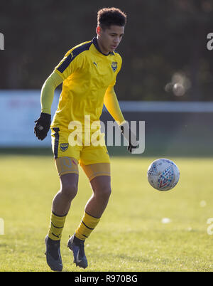 Abingdon, Oxfordshire, UK. 18Th Oct 2018. Kyran Lofthouse d'Oxford United U18 au cours de l'EFL Youth Alliance de moins de 18 ans Sud Ouest match de championnat entre Oxford United U18 et U18 de Bournemouth à Abingdon United, Northcourt Road, l'Angleterre le 20 décembre 2018. Photo par Andy Rowland. Crédit : Andrew Rowland/Alamy Live News Banque D'Images