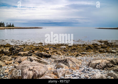 Le charmant port de canard Isle au Haut dans l'Acadia National Park, Maine Banque D'Images