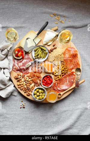 Planche de charcuterie Banque D'Images