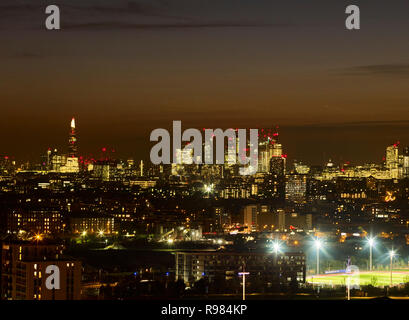 London city skyline at night Banque D'Images