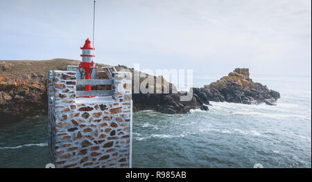 Le sémaphore à l'entrée du port de la Meule sur l'île d'Yeu Banque D'Images