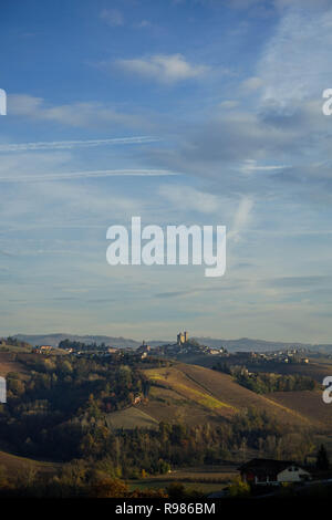 Collines autour de Serralunga d'Alba, Italie - Piémont Banque D'Images