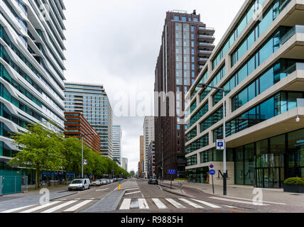 Les immeubles de bureaux au quartier des affaires de Zuidas Amsterdam, Pays-Bas Banque D'Images