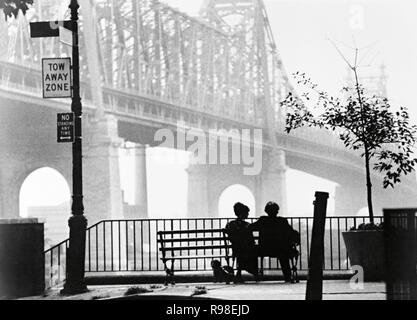 Titre original : Manhattan. Titre en anglais : Manhattan. Année : 1979. Réalisateur : Woody Allen. Stars : Woody Allen, Diane Keaton. Credit : United Artists / Album Banque D'Images