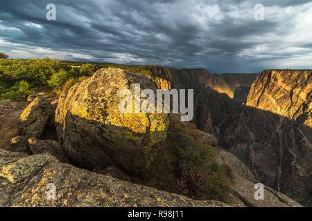 Roches Peintes à Black Canyon of Gunnison en dehors de Montrose Colorado Banque D'Images