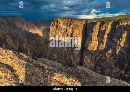 Roches Peintes à Black Canyon of Gunnison en dehors de Montrose Colorado Banque D'Images