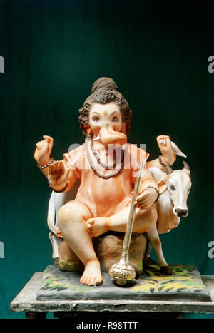 Festival de tête d'éléphant Ganesh ganpati idole pour Seigneur Ganesh Festival, Mumbai Bombay, Maharashtra, Inde Banque D'Images