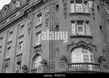 MONTERREY, NL/MEXIQUE - 10 NOV 2003 : détail de la façade de l'hotel Ancira (construit en 1909), à la Macroplaza Banque D'Images