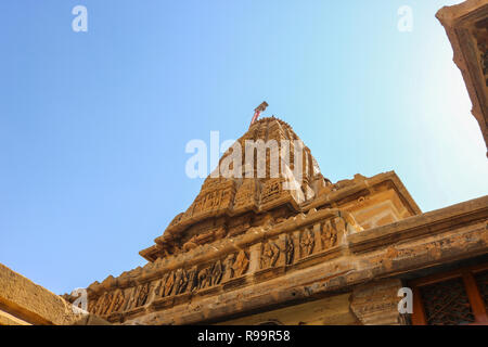 (Shikhara pic de montagne) de Jain temple à l'intérieur du complexe de Fort Jaisalmer. Le temple a été construit au 12e et 15e siècle. Banque D'Images