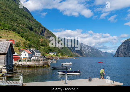 En front de mer, Aurlandsfojord Undredal, Sognefjord, Sogn og Fjordane, Norvège Banque D'Images