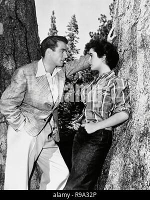 Titre original : UNE PLACE AU SOLEIL. Titre en anglais : UNE PLACE AU SOLEIL. Année : 1951. Réalisateur : GEORGE STEVENS. Stars : ELIZABETH TAYLOR, Montgomery CLIFT. Credit : PARAMOUNT PICTURES / Album Banque D'Images
