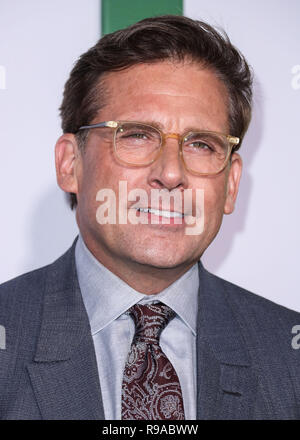 WESTWOOD, LOS ANGELES, CA, USA - 16 SEPTEMBRE : Steve Carell arrive à la Los Angeles Premiere de Fox Searchlight Pictures' 'bataille des sexes' qui s'est tenue au Regency Village Theatre le 16 septembre 2017 à Westwood, Los Angeles, Californie, États-Unis. (Photo par Xavier Collin/Image Press Office) Banque D'Images