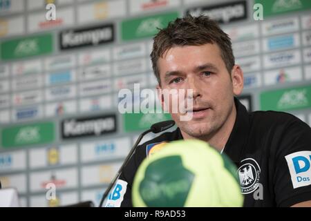 21 décembre 2018, Berlin : Christian Prokop, DHB entraîneur national, lors d'une conférence de presse. Le Championnat du Monde de handball aura lieu du 10 au 27 janvier 2019 en Allemagne et au Danemark. Photo : Jörg Carstensen/dpa Banque D'Images