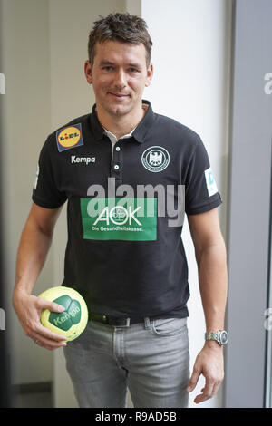 21 décembre 2018, Berlin : Christian Prokop, DHB entraîneur national, lors d'une conférence de presse. Le Championnat du Monde de handball aura lieu du 10 au 27 janvier 2019 en Allemagne et au Danemark. Photo : Jörg Carstensen/dpa Banque D'Images