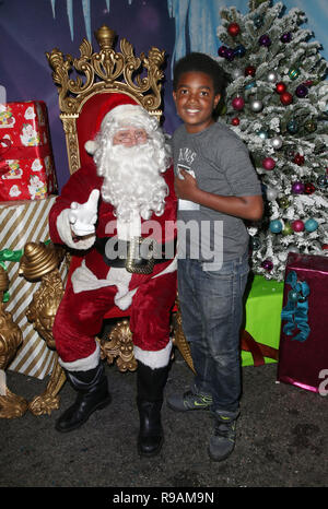 Los Angeles, CA, USA. Dec 21, 2018. Atmosphère, à la mission de Los Angeles Événement de Noël à la mission de Los Angeles à Los Angeles, Californie le 21 décembre 2018. Credit : Faye Sadou/media/Alamy Punch Live News Banque D'Images