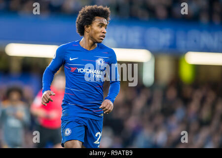 Londres, Royaume-Uni. 22 Dec 2018. Willian de Chelsea au cours de la Premier League match entre Chelsea et Leicester City à Stamford Bridge, Londres, Angleterre le 22 décembre 2018. Photo par Salvio Calabrese. Usage éditorial uniquement, licence requise pour un usage commercial. Aucune utilisation de pari, de jeux ou d'un seul club/ligue/dvd publications. Credit : UK Sports Photos Ltd/Alamy Live News Banque D'Images