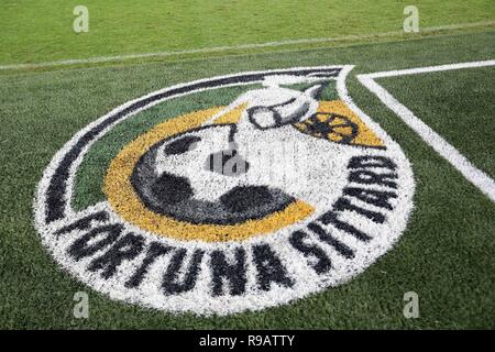 Berlin, Allemagne, 22-12-2018, football, Fortuna Sittard - FC Groningen, l'Eredivisie néerlandaise, Fortuna Sittard Stadium, de la saison 2018-2019, le logo de Fortuna Sittard Banque D'Images