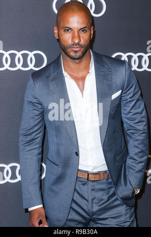 HOLLYWOOD, LOS ANGELES, CA, USA - 14 SEPTEMBRE : Ricky Whittle arrive à la partie pré Audi 2017 Emmy - 69e Emmy Awards s'est tenue à la Chambre de mettre en surbrillance Hollywood Dream le 14 septembre 2017 à Hollywood, Los Angeles, Californie, États-Unis. (Photo par Xavier Collin/Image Press Office) Banque D'Images