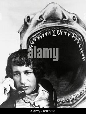 Titre original : JAWS. Titre en anglais : JAWS. Année : 1975. Réalisateur : Steven Spielberg. Stars : Steven Spielberg. Credit : Zanuck/Brown Productions/Universal Pictures / Album Banque D'Images