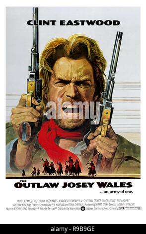 Titre original : The Outlaw Josey Wales. Titre en anglais : The Outlaw Josey Wales. Année : 1976. Réalisateur : CLINT EASTWOOD. Credit : Warner Brothers / Album Banque D'Images