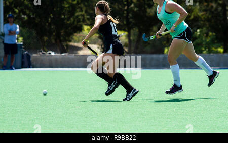 Moorpark, CA - le 26 mai : field hockey players competing ; Northwest vs Rush'd dans la Californie 2018 Cup, Moorpark College 26 Mai, 2018 Banque D'Images