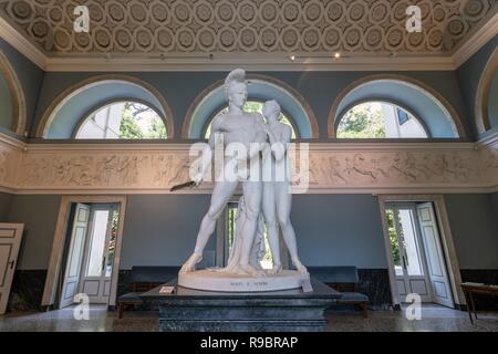 Statue de Mars et Vénus par Luigi Acquisti, Villa Carlotta, Tremezzo, Lac de Côme, Italie. Banque D'Images