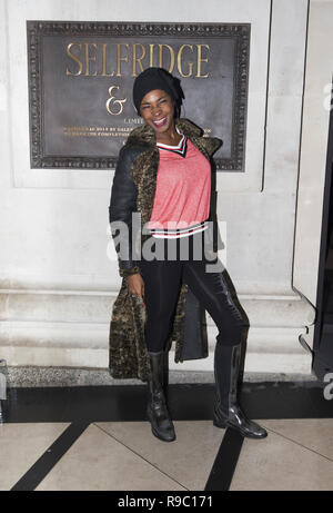 Les célébrités arrivent à la lumière de la brasserie restaurant fête de lancement à Selfridges avec : où : London, Royaume-Uni Quand : 20 Nov 2018 Crédit : Luc Hannaford/WENN Banque D'Images