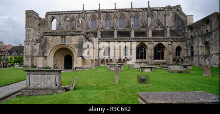 L'Abbaye de St Paul's Church et le reste de l'abbaye bénédictine, Malmesbury, Wiltshire Banque D'Images