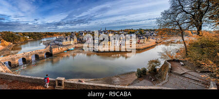 Panorama d'Auray avec port de St Goustan Banque D'Images