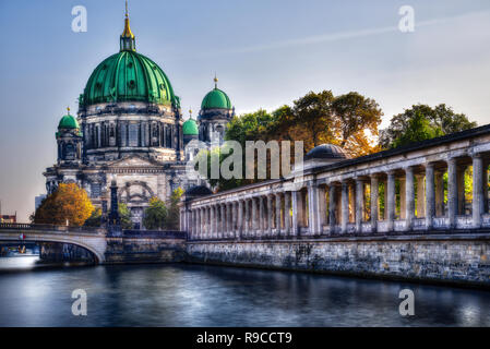 Dôme de Berlin, Alte Galerie Nationale, Berlin, Allemagne Banque D'Images