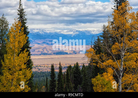 Avis de décès Canyon Trail à travers la vallée de Jackson Hole à Grand Teton National Park Banque D'Images