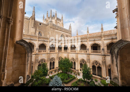 Cloître du Monastère de San Juan De Los Reyes à Tolède, Castille la Manche, Espagne Banque D'Images