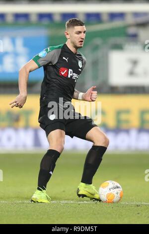 Berlin, Allemagne, 22-12-2018, football, Fortuna Sittard - FC Groningen, l'Eredivisie néerlandaise, Fortuna Sittard Stadium, de la saison 2018-2019, le FC Groningen dvd Jeffrey Chabot Banque D'Images