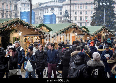 Milan, Italie. Dec 23, 2018. Crédit d'achats de Noël : LaPresse/Alamy Live News Banque D'Images