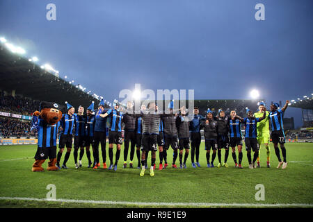 Bruges, Belgique. 23 décembre 2018. Les joueurs du Club Brugge célébrer après avoir remporté la Jupiler Pro League match day 20 entre le Club de Bruges et le Royal Antwerp FC le 23 décembre 2018 à Bruges, Belgique. (Photo de Vincent Van Doornick/Isosport) Credit : Pro Shots/Alamy Live News Banque D'Images
