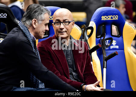 Turin, Italie. Dec 23, 2018. Foto Marco Alpozzi - LaPresse 23 12 2018, Torino, Italia Sport Panier Panier - Satagione 2018 - 2019 - Turin Fiat Vs Pistoia Panier 2000 Nella foto : Antonio Forni Marco Alpozzi Photo - LaPresse 23 Décembre, 2018 Turin, Italie Serie A Sport Basket Basket - Saison 2018 - 2019 Turin Fiat Vs Pistoia Panier 2000 Dans le pic:Antonio Forni Crédit : LaPresse/Alamy Live News Banque D'Images