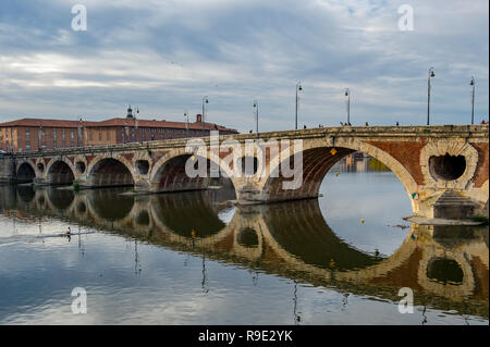 La France. Haute-Garonne (31), Toulouse. Le nouveau pont Banque D'Images