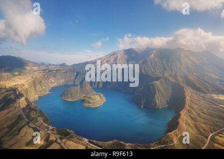Cuicocha Laguna de los dioses Lake des dieux l'Équateur drone aérien aérea Banque D'Images