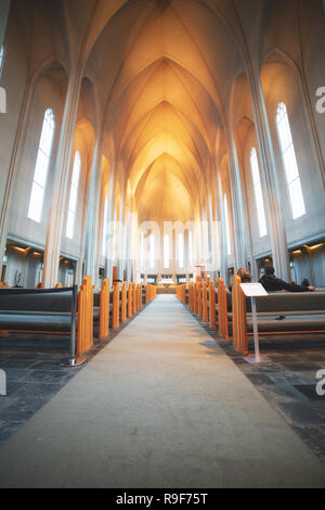 L'église Hallgrimskirkja intérieur intérieur de Reykjavik Banque D'Images