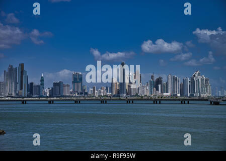 Panama City Skyline vue de la Casco Viejo Banque D'Images