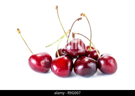 Petits fruits mûrs de cerise douce il est isolé sur fond blanc Banque D'Images