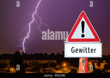 Attention les orages de signer Banque D'Images